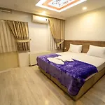 Hotel Zin 3*
