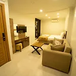 Zin Hotel