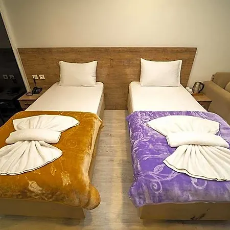 Hotel Zin 3*